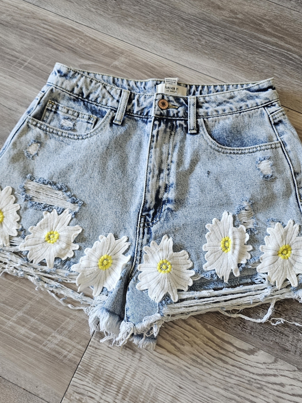 Forever 21 Light Blue Distressed Denim Shorts with Daisy Appliqué
